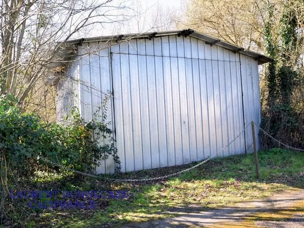 Hangar métallique à vendre 1 pièces VALENCE D'AGEN (82) 