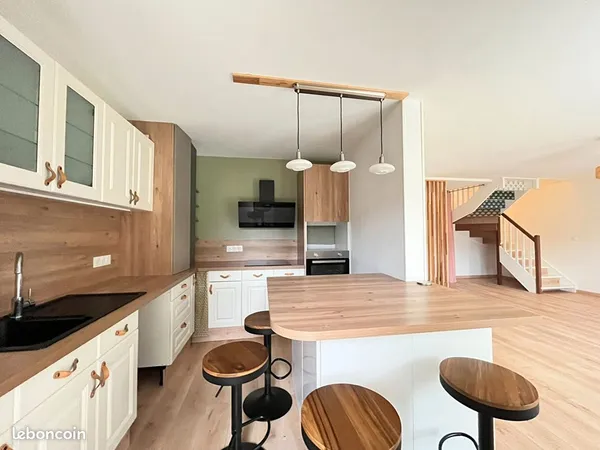 Duplex 4 pièces 82 m² 