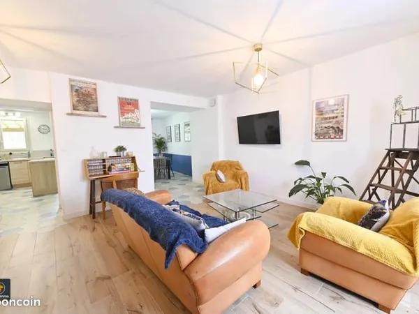 Maison 9 pièces 134 m² 