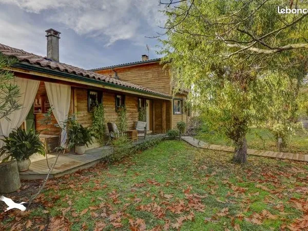 Maison 8 pièces 192 m² 