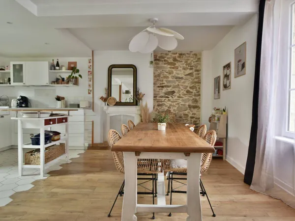 Maison 8 pièces 176 m² 
