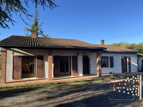 Maison de plain-pied 5 pièces 147 m² 