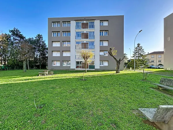 Appartement Montelimar 3 pièce(s) 69 m2 