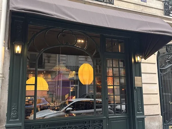 Local commercial 61 m² 