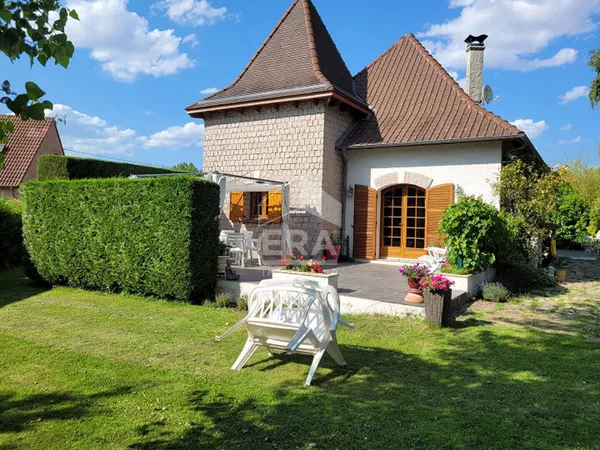 Maison 7 pièces 283 m² 