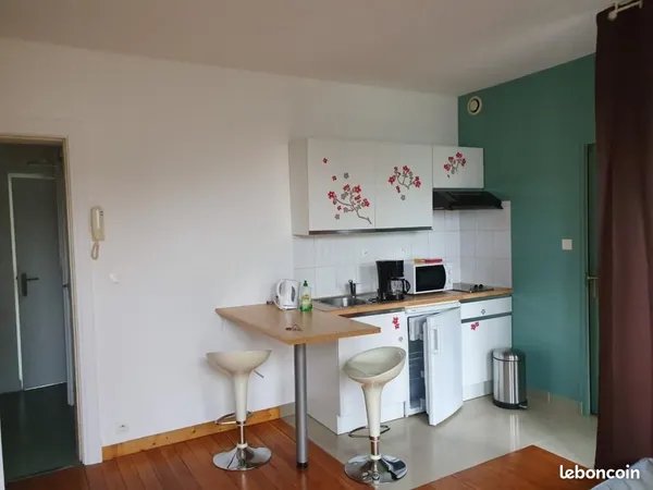 Studio 1 pièce 22 m² 