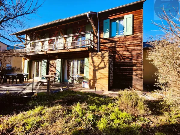 Maison à ossature en bois 7 pièces 156 m² 