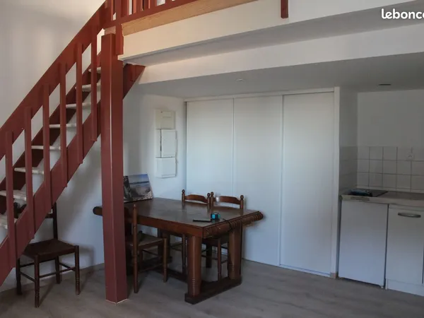Location appartement meublé - Capucins 