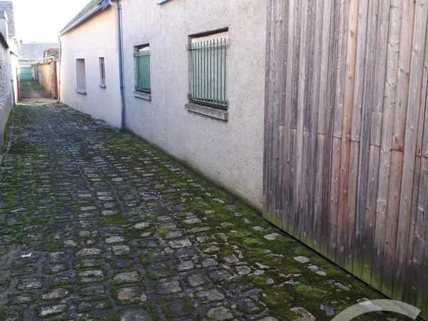 Maison 1 pièce 70 m² 