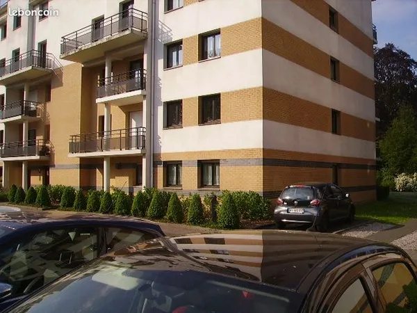 1270 4 pièces 104 m2 