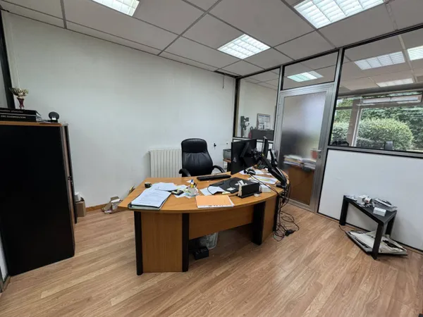 Local commercial 333 m² 