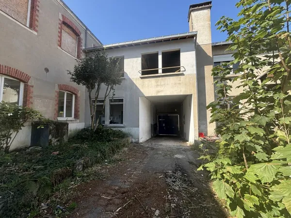 Vends maison à rénover 