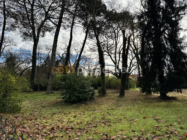 Terrain 845 m2 