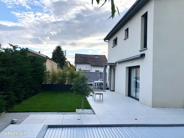 Villa Contemporaine d'Exception 132 m² avec Piscine - Secteur Grand Large 