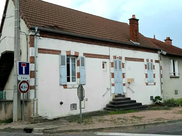 Maison 58m² + jardin + grange 