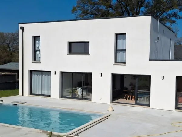 Maison 9 pièces de 216 m2 