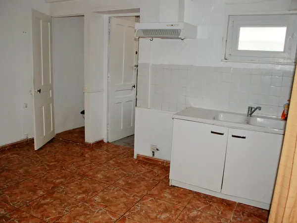 Maison de ville à renover dans un village côtier très proche de Fécamp 