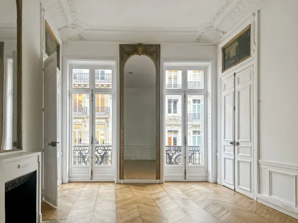 Bureaux 792 m² 