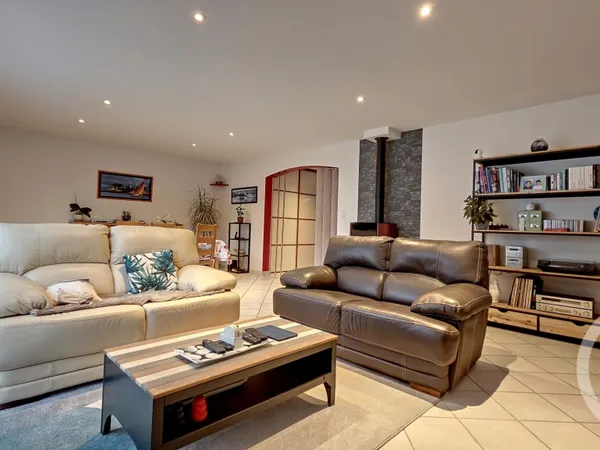 Maison 6 pièces 139 m² 