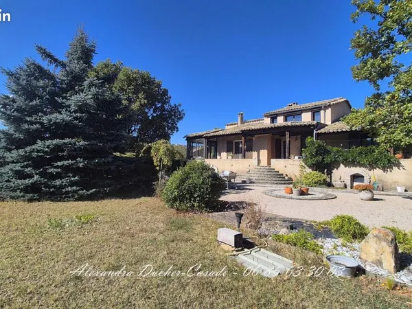 Maison 4 pièces 162 m² 