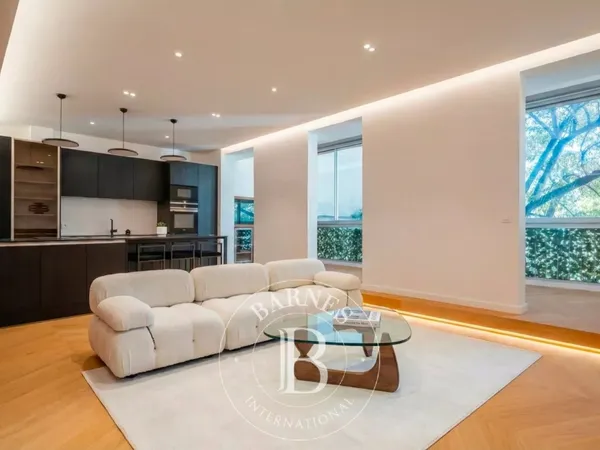 Vente - 13008 Marseille - Appartement rénové par architecte - Bien premium 