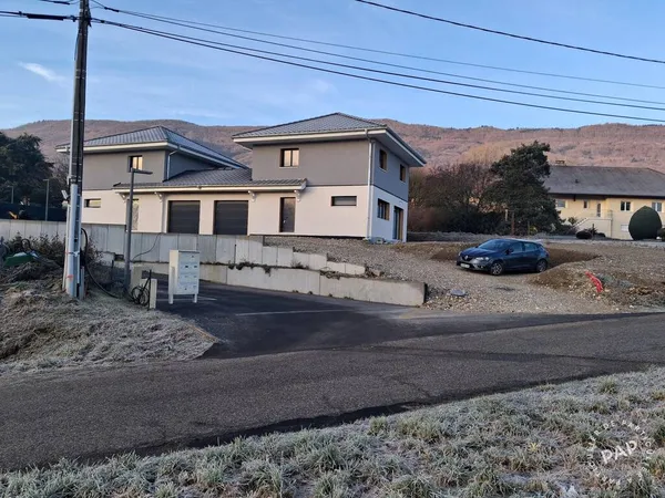 Maison 4 pièces 92 m² 
