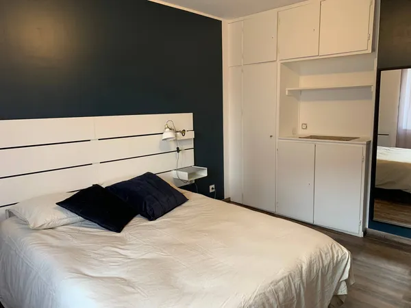 Chambre en colocation dans maison de village proche de Roissy CDG 