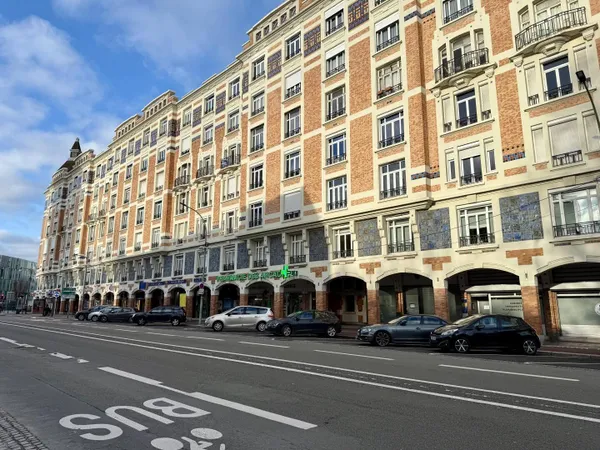 Appartement 5 pièces 181 m² 