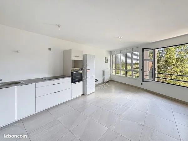 Appartement 3 pièces 64 m² 