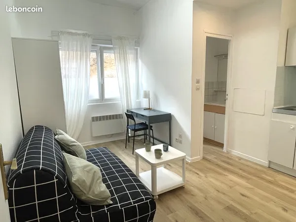 Appartement 1 pièce 17 m² 