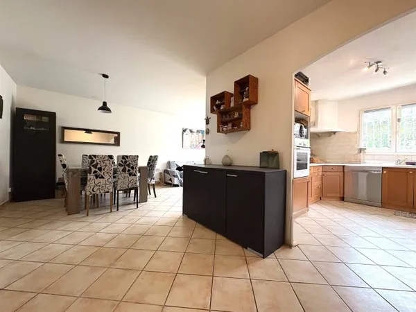 Maison 6 pièces 135 m² 