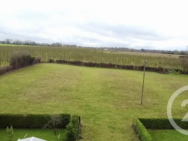 Terrain 7500 m² 