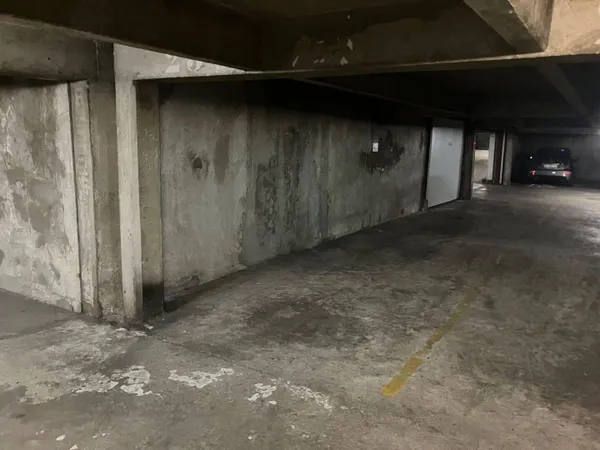 Parking 20 m² 