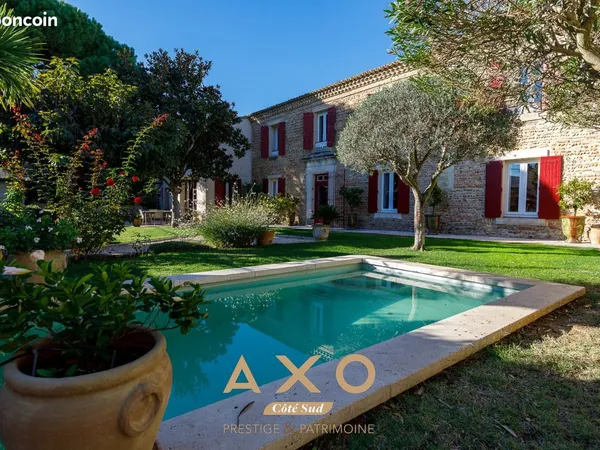 Maison 10 pièces 290 m² 