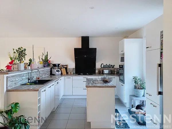Maison à vendre à Pisany - 3 chambres, jardin spacieux et prestations de qualité ! 