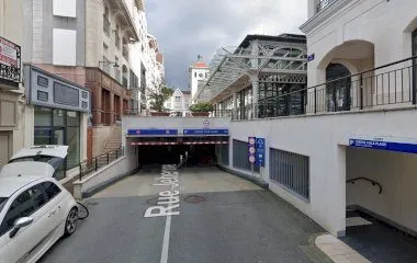 Parking 12 m² 