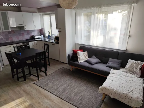 Appartement - 4 pièces - 65m² - meublé 