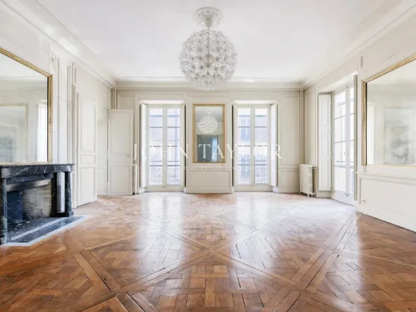 HÔTEL PARTICULIER A VENDRE - CHÂTEAU DE VERSAILLES 