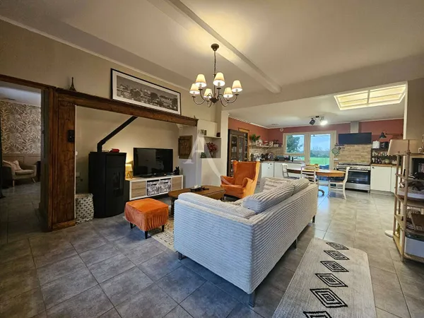 Maison de plain-pied 6 pièces 91 m² 