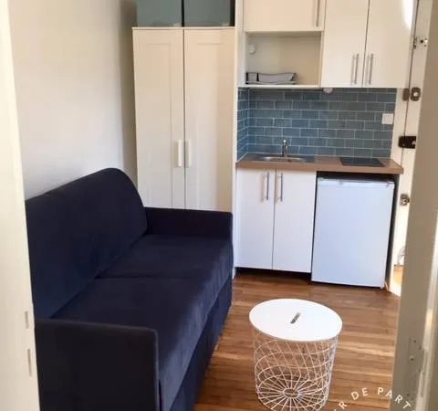 Studio 1 pièce 12 m² 