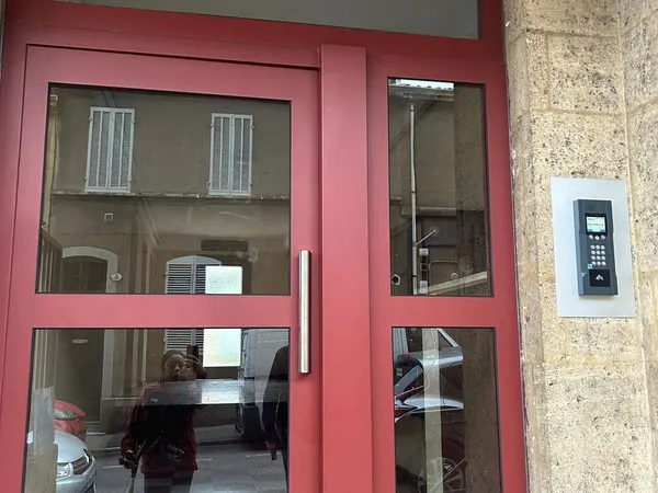 Appartement 1 pièce 55 m² 