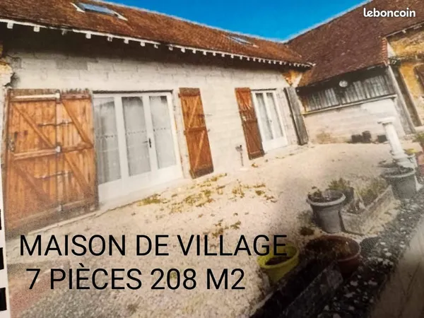 Longère rénovée - 7 pièces - Piscine - 3 garages - Grand terrain arboré 