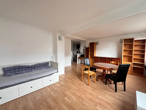 Appartement 2 pièces à louer à Puteaux proche de la défense et de la gare de Puteaux 