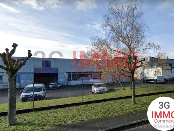 Local industriel 450 m² 