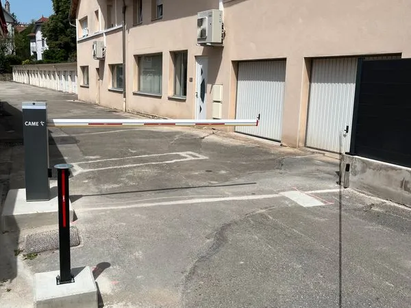 Garage a louer 