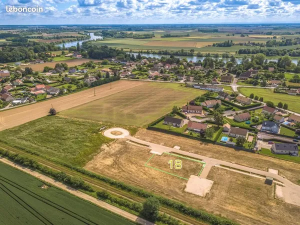 Terrain 782 m² Gergy 