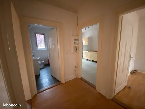 Appartement F3 prés centre 