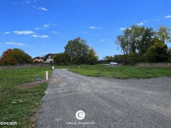 Terrain 790 m² 