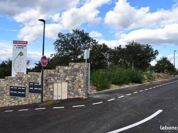 Terrain 417 m² Jonquieres Saint Vincent 