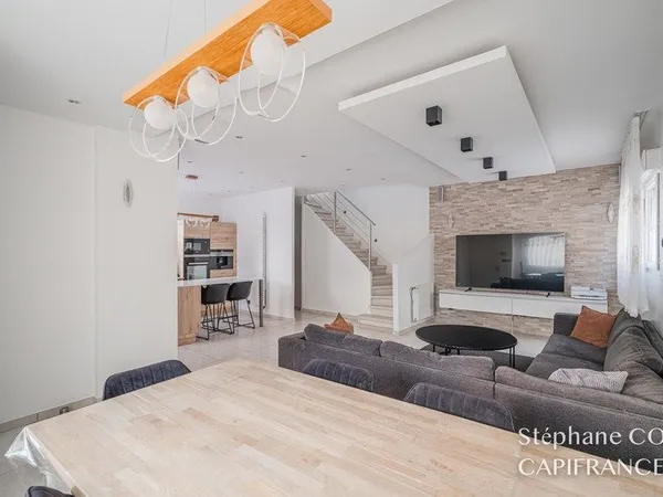 Maison à vendre de 108,63 m² + T2 indépendant 